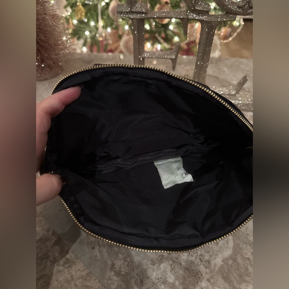 ♠️NWT♠️ Dolce & Gabbana Beauty Bag - Picture 4 of 6